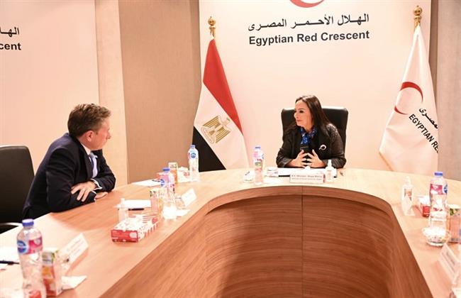 وزيرة التضامن الاجتماعي تستقبل وكيل الأمين العام للأمم المتحدة للشئون الإنسانية