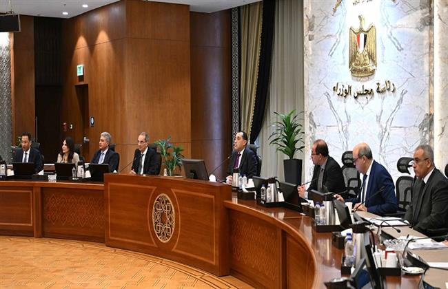 مدبولي يتابع موقف مشروع تطوير المنظومة المتكاملة لمعلومات مصلحة الجوازات المركزية وإصدار التأشيرة الإلكترونية