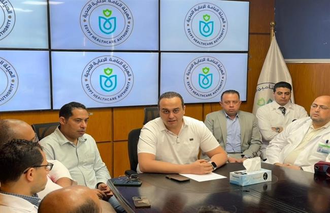 رئيس هيئة الرعاية الصحية يترأس غرفة عمليات التأمين الطبي لقمّة السلام بشرم الشيخ