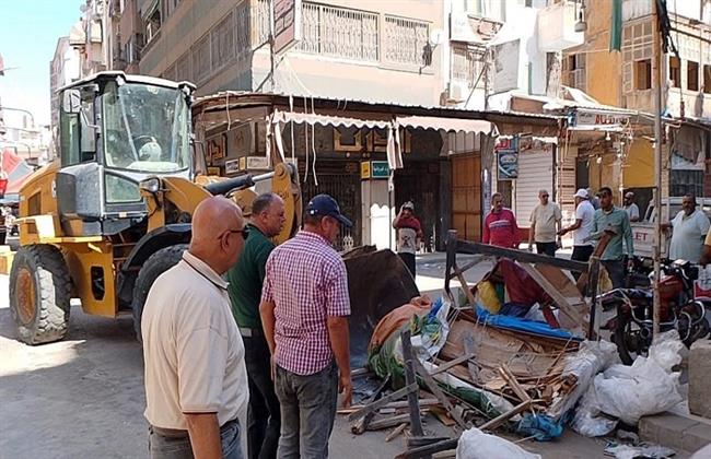 للأسبوع الثالث.. استمرار حملات إزالة الإشغالات والتعديات بشارع الحميدي ببورسعيد