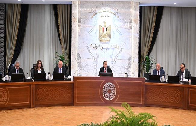 رئيس الوزراء يتابع جهود تنفيذ الإجراءات الخاصة بخفض الانبعاثات والتحول الأخضر المُستدام