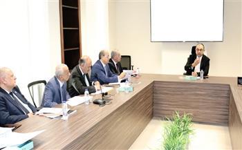 وزير قطاع الأعمال يواصل لقاءاته الدورية مع قيادات الشركات القابضة