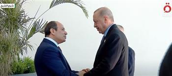 الرئيس السيسي يستقبل نظيره التركي فور وصوله للمشاركة بقمة شرم الشيخ للسلام   
