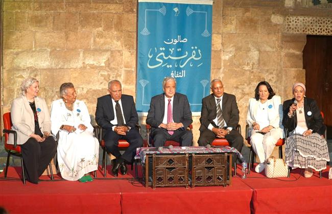 صالون «نفرتيتي» يستعيد ذكرى الحرب والسلام بحضور أبطال نصر أكتوبر