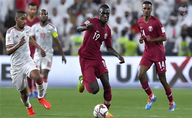 تصفيات كأس العالم.. موعد مباراة الإمارات أمام قطر 