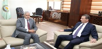 وزير الزراعة يبحث مع نظيره الموريتاني سبل تعزيز التعاون المشترك