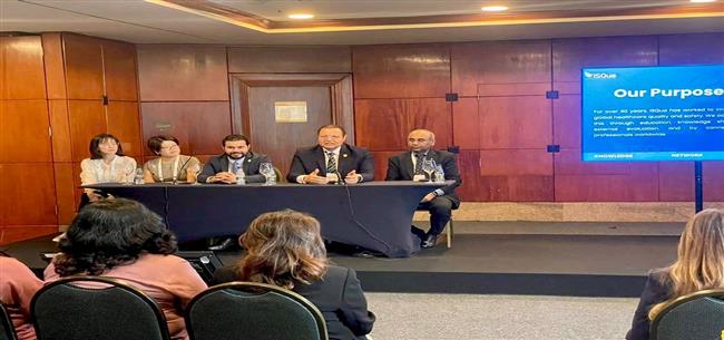 رئيس "الرقابة الصحية" يستعرض التجربة المصرية الرائدة في مؤتمر الجمعية الدولية لجودة الرعاية الصحي