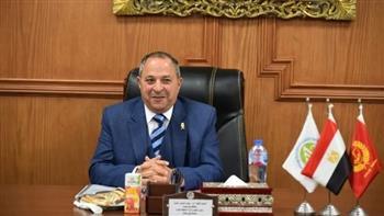محافظ بورسعيد يستعرض الجهود التنسيقية في عدد من ملفات القطاع الصحي
