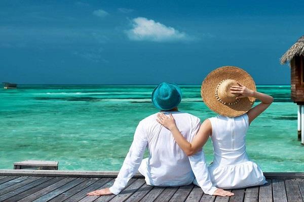  رحلة شهر العسل تكشف جوانب خفية لشريك حياتك.. أعرفي التفاصيل