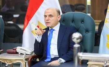 محافظ كفر الشيخ يثمن جهود جهاز تنظيم الاتصالات في تعزيز حماية المواطنين من المخاطر السيبرانية