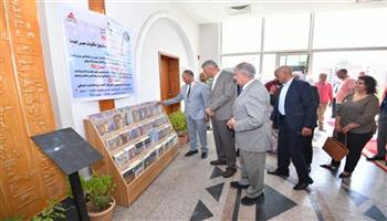 محافظ أسوان يفتتح منفذًا لبيع إصدارات هيئة الكتاب بمكتبة مصر العامة