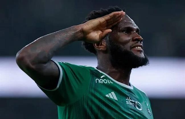 تقارير إيطالية تكشف عن اهتمام نادي يوفنتوس بضم لاعب الأهلي السعودي كيسيه