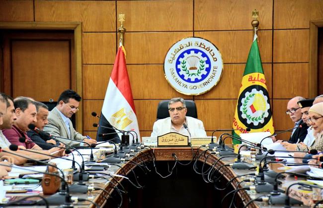 محافظ الدقهلية يعقد اجتماعا بمجالس إدارات الصناديق الخاصة