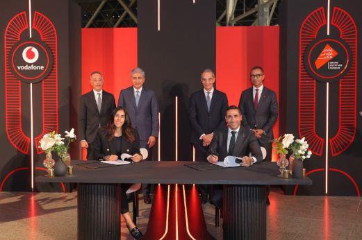 وزيرا الاتصالات والسياحة يشهدان توقيع اتفاقية الشراكة الاستراتيجية بين شركة ليجاسى مشغل الخدمات بالمتحف المصرى