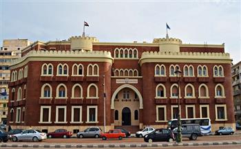 جامعة الإسكندرية: نولي اهتمامًا خاصاً بالمشروعات التي تعزز الوعي الثقافى
