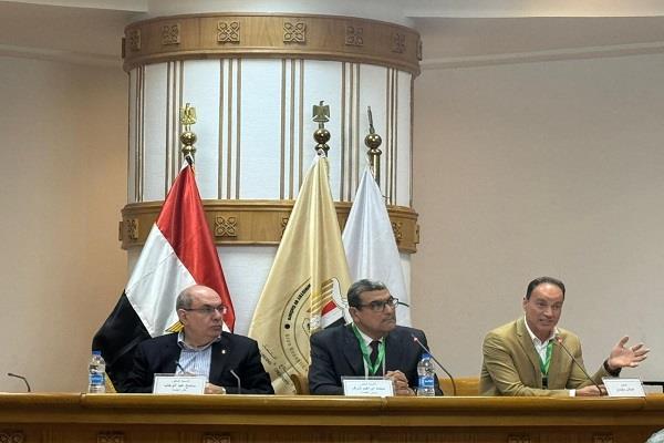 في ختام "التغيرات البيئية فى مصر..." بـ"الأعلى للثقافة": الطفل هو المحفز لنشر الوعي البيئي بالأسرة
