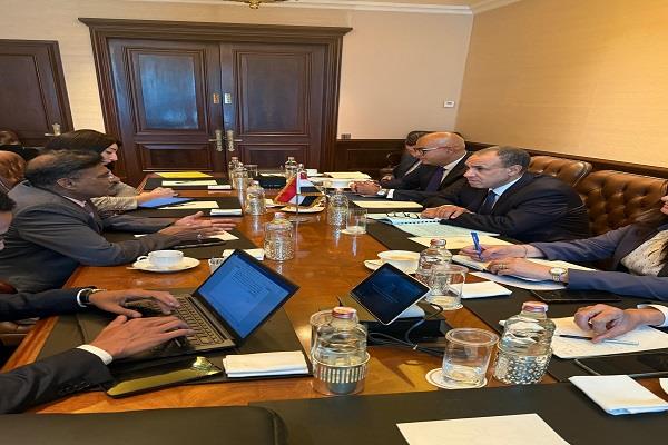 وزير الخارجية يلتقي نائب رئيس مجموعة شركات اوبروي Oberoi الهندية  