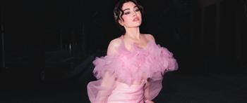 ترويجًا لأغنيتها.. هيفاء وهبي بالوردي