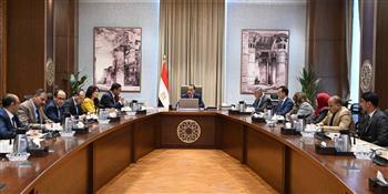 رئيس الوزراء يتابع موقف العقارات المعرضة للانهيارات بمحافظة الإسكندرية