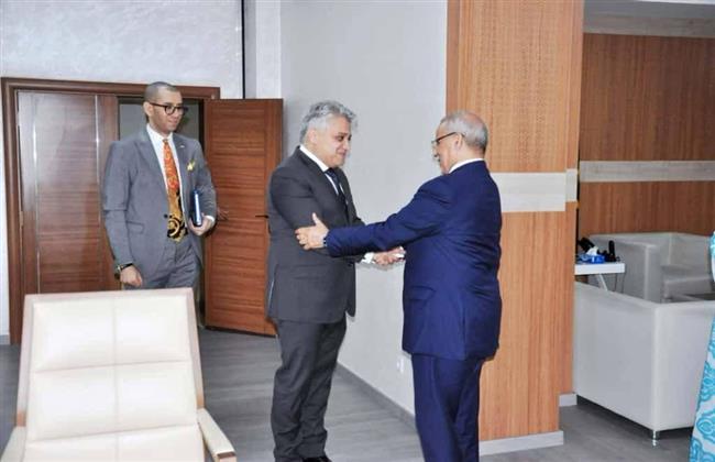 السفير المصري يلتقي رئيس البرلمان الموريتاني.. ويشارك في تدشين فريق الصداقة البرلماني مع مصر