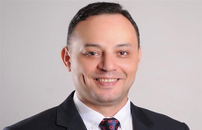 الأديب الاصطناعي 