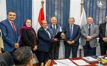 تكريم "مياه الإسكندرية" لتميزها في اعتماد محطاتها وحصولها على المستوى الأول في مأمونية المياه