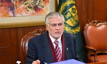 نائب رئيس وزراء باكستان يقدر جهود تعزيز العلاقات مع بريطانيا
