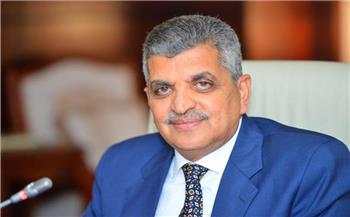 أسامة ربيع: الرئيس السيسي وجّه بتوسيع الاستثمارات في الوقود الأخضر وتخريد السفن
