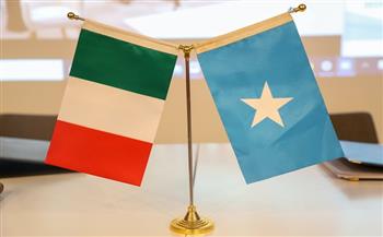 الصومال وإيطاليا يبحثان التعاون في مجالات الدفاع والأمن البحري