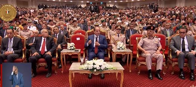 الرئيس السيسي: «بعد أحداث 2011 واجهنا الأشرار وهزمنا الإرهاب»