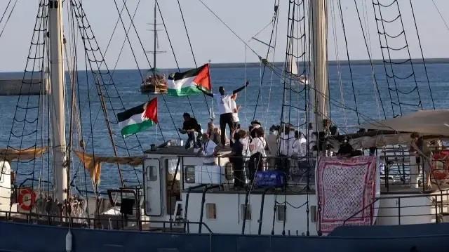 الخارجية الإسرائيلية: سيتم ترحيل المشاركين في أسطول الصمود لأوروبا