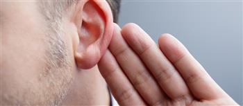 3  أسباب  لصديد الأذن