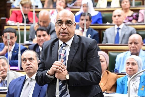 وزير العدل يتراجع عن موقفه بشأن مواد قانون الإجراءات الجنائية