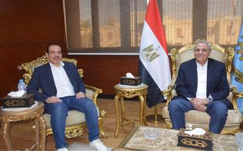 محافظ الغربية يستقبل نائب وزير الصحة عقب جولة ميدانية على المستشفيات