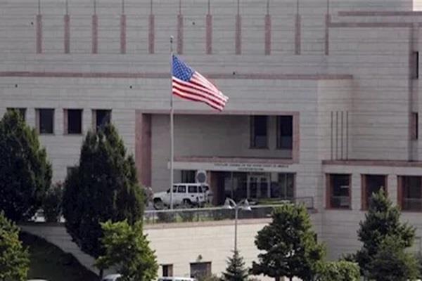 السفارة الأمريكية بالقاهرة توقف خدماتها القنصلية مؤقتًا.. خطوات المتعاملين لحين استئناف العمل