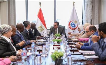 وزير الصحة يلتقي نائب رئيس البنك الدولي لبحث التعاون في الصحة والتنمية البشرية