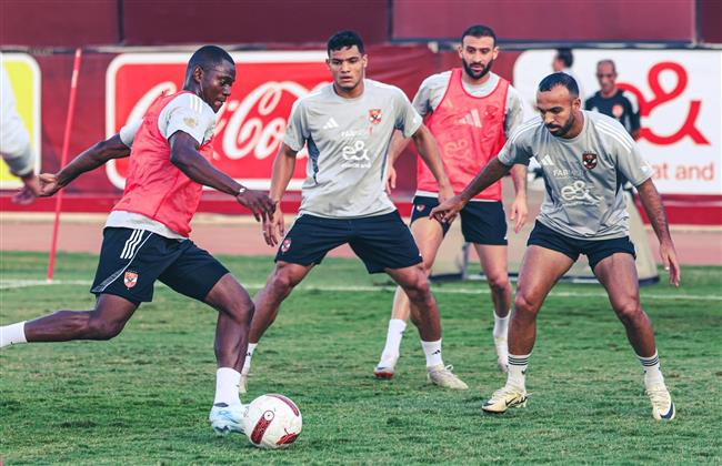 فقرات بدنية متنوعة في مران الأهلي استعدادا للقاء الاتحاد السكندري 