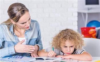 كيف تدعمين طفلك في أداء واجباته المدرسية؟ اتبعي هذه الطرق