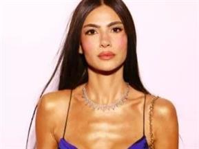 هدى المفتى تخطف الأضواء بـ«الأزرق الجرىء» فى أحدث ظهور