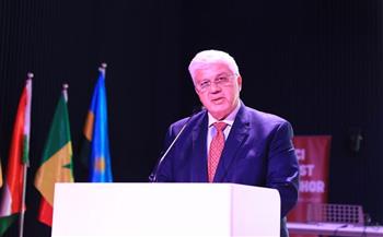 وزير التعليم العالي يشهد حفل تخرج الدفعة الـ19 من جامعة سنجور بالإسكندرية 