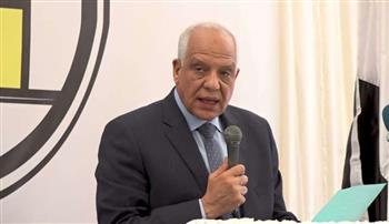 محافظ الجيزة: الانتهاء من تطوير 14 محورًا حول الأهرامات والمتحف الكبير
