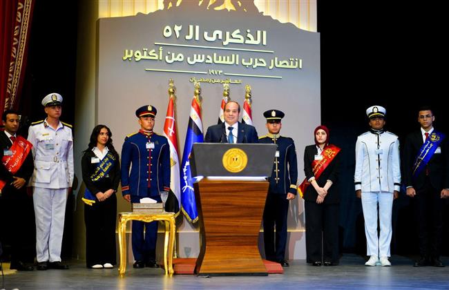 أستاذ علوم سياسية يوضح أبرز رسائل الرئيس السيسي في الندوة التثقيفية للقوات المسلحة