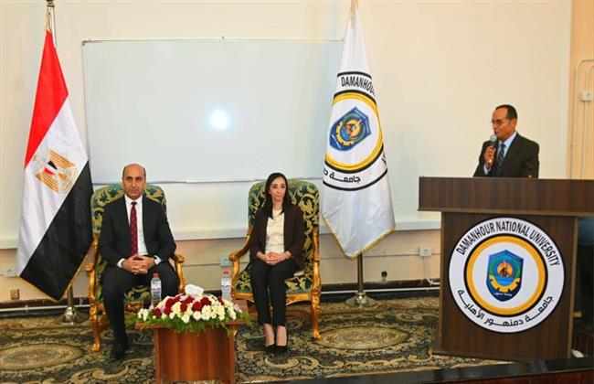 محافظ البحيرة ورئيس جامعة دمنهور يتفقدان الجامعة الأهلية بقرية البستان