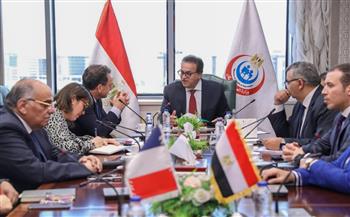 وزير الصحة يستقبل سفير فرنسا بمصر للاتفاق على تنفيذ خطة لتقديم المساعدات الإنسانية لغزة