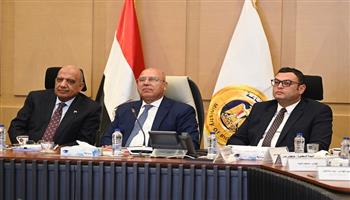 تسريع تراخيص بناء مزارع الدواجن ودعم المصدرين في الاجتماع الوزاري للتنمية الصناعية