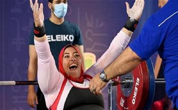 والد فاطمة محروس بطلة رفع الأثقال البارالمبية ينهار بالبكاء على الهواء 