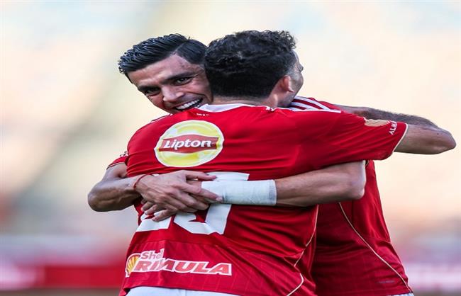 الدوري الممتاز.. الأهلي ينهي الشوط الأول متقدمًا على الاتحاد بهدف