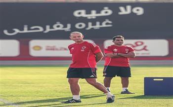 الدوري الممتاز.. توروب يسجل الظهور المحلي الأول مع الأهلي أمام الاتحاد