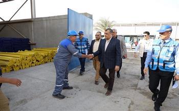 وزير الإنتاج الحربي يتابع مراحل التصنيع العسكري والمدني بشركة حلوان للآلات والمعدات 