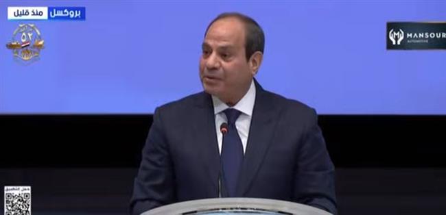بسبب الأزمات العالمية.. الرئيس السيسي يطالب بإعادة هيكلة سلاسل التوريد